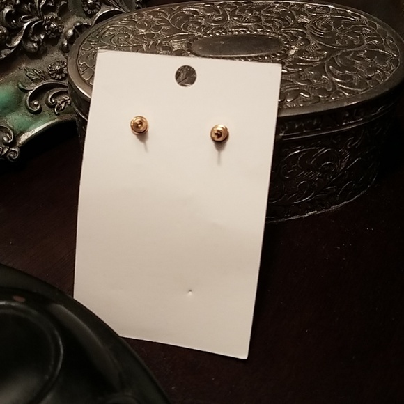 Bohemia style tassel earrings. - Picture 2 of 3